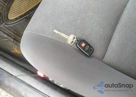 2003 Toyota Matrix Xr из США, поврежденный, VIN 2T1KR32E03C109254